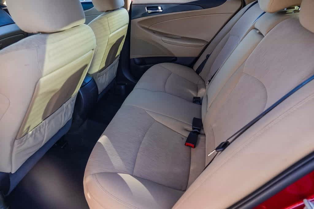 Thumbnail: 2014 Hyundai Sonata - 18