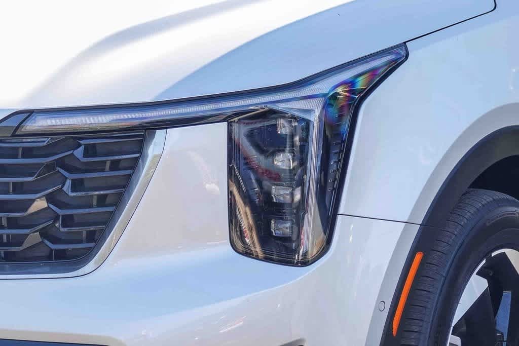 Thumbnail: 2025 Kia Sorento - 8