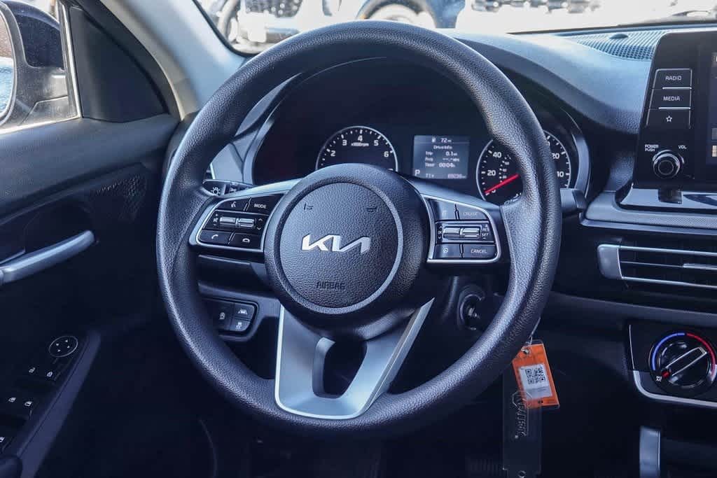 Thumbnail: 2022 Kia Seltos - 12