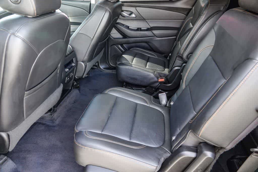 Thumbnail: 2020 Chevrolet Traverse - 17