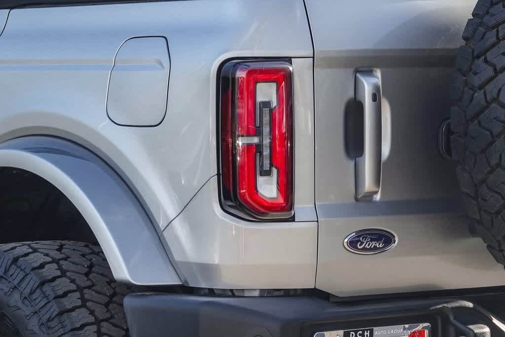 Thumbnail: 2022 Ford Bronco - 7