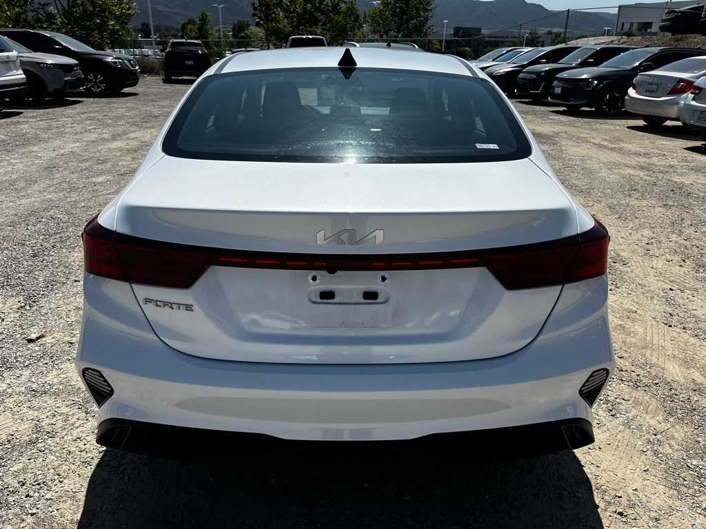 Thumbnail: 2023 Kia Forte - 6