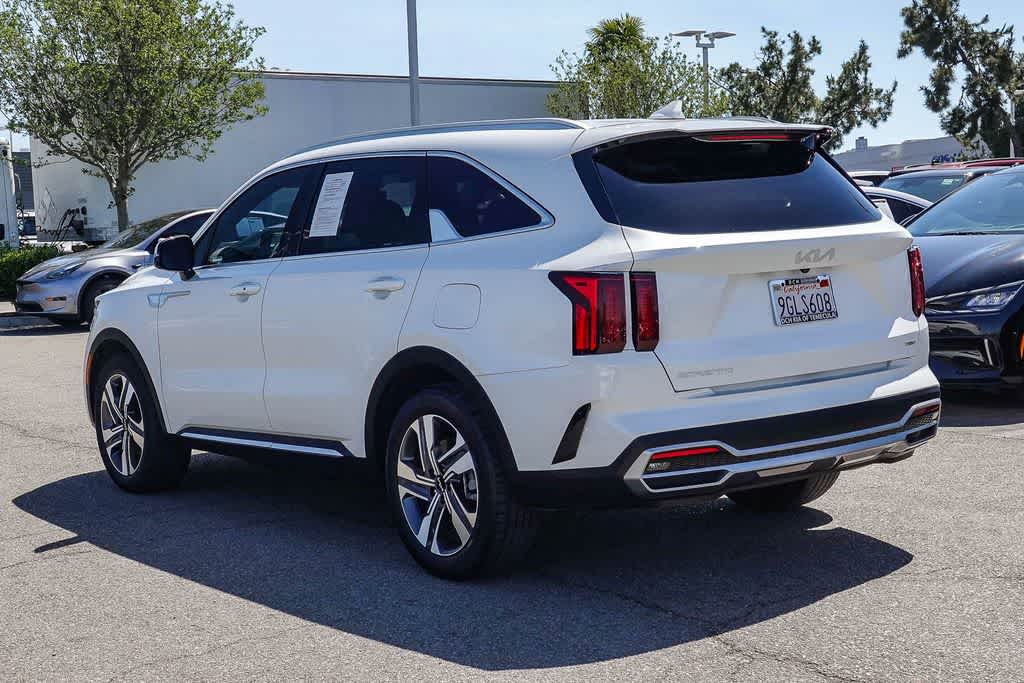 Thumbnail: 2023 Kia Sorento - 6