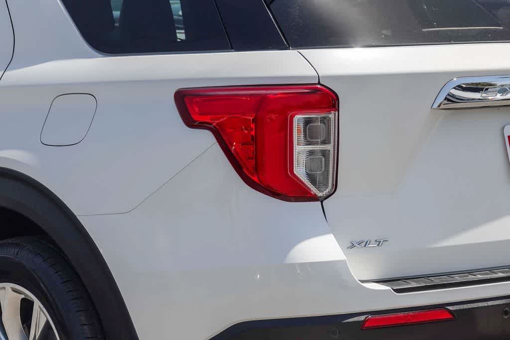 Thumbnail: 2021 Ford Explorer - 7