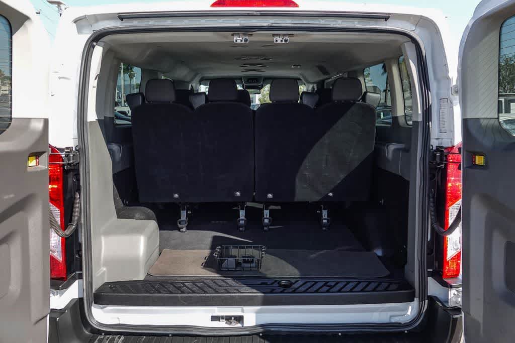 Thumbnail: 2021 Ford Econoline - 25