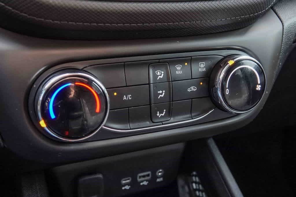 Thumbnail: 2021 Chevrolet TrailBlazer - 21