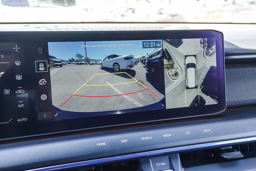 Thumbnail: 2024 Kia EV9 - 22