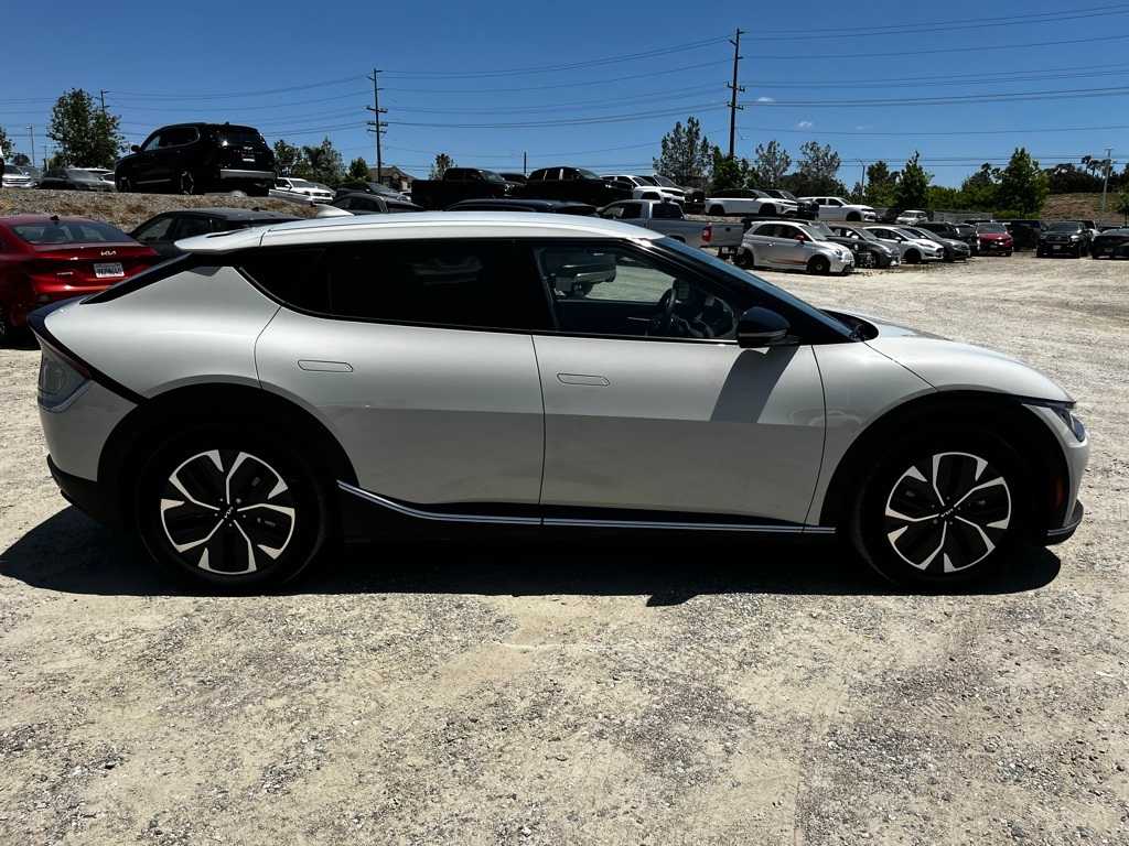 2024 Kia EV6 Light 4