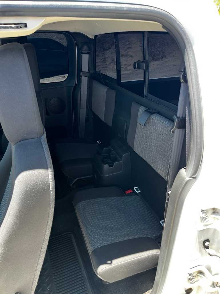 Thumbnail: 2012 Chevrolet Colorado - 12