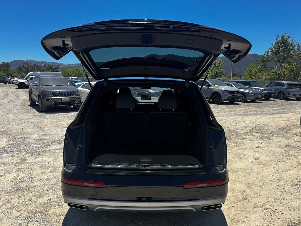 Thumbnail: 2019 Audi Q7 - 10