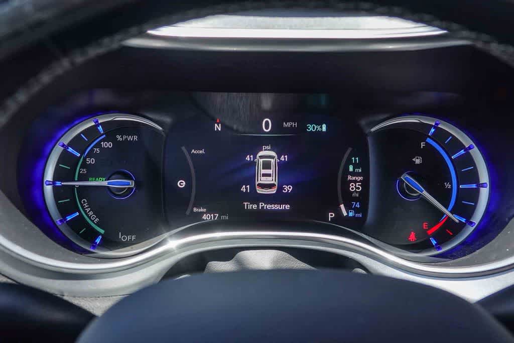 Thumbnail: 2025 Chrysler Pacifica - 23