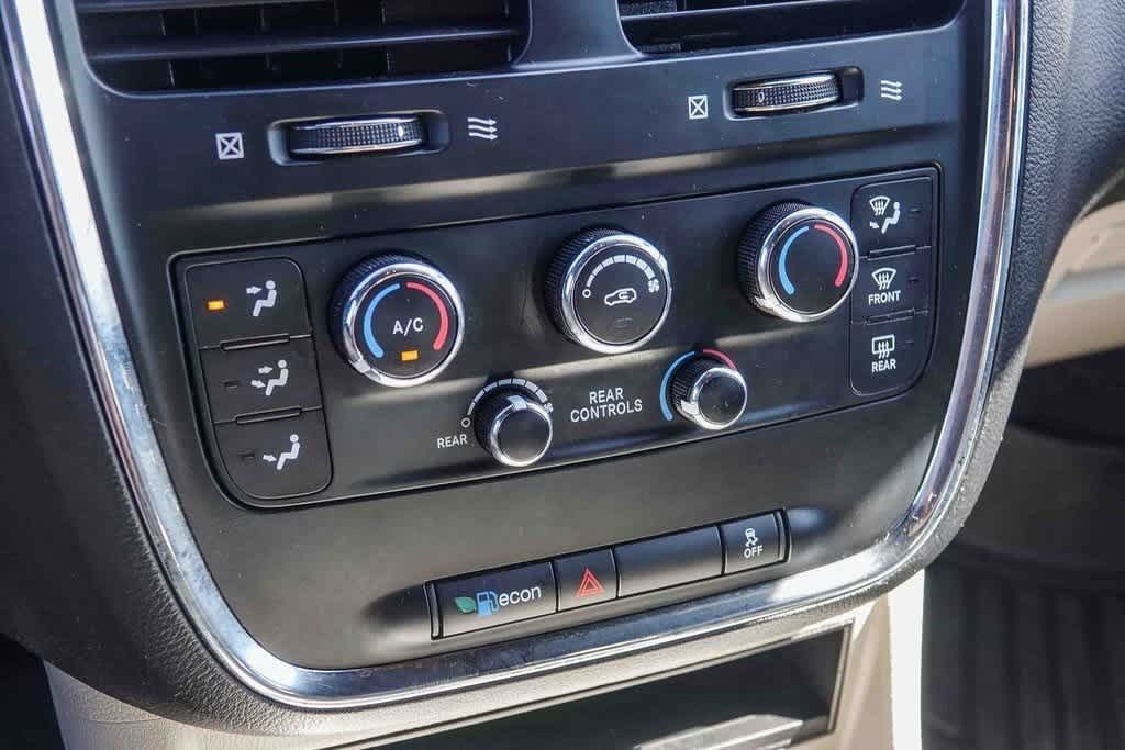 Thumbnail: 2019 Dodge Grand Caravan - 18