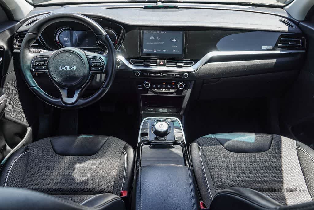 Thumbnail: 2022 Kia Niro - 11