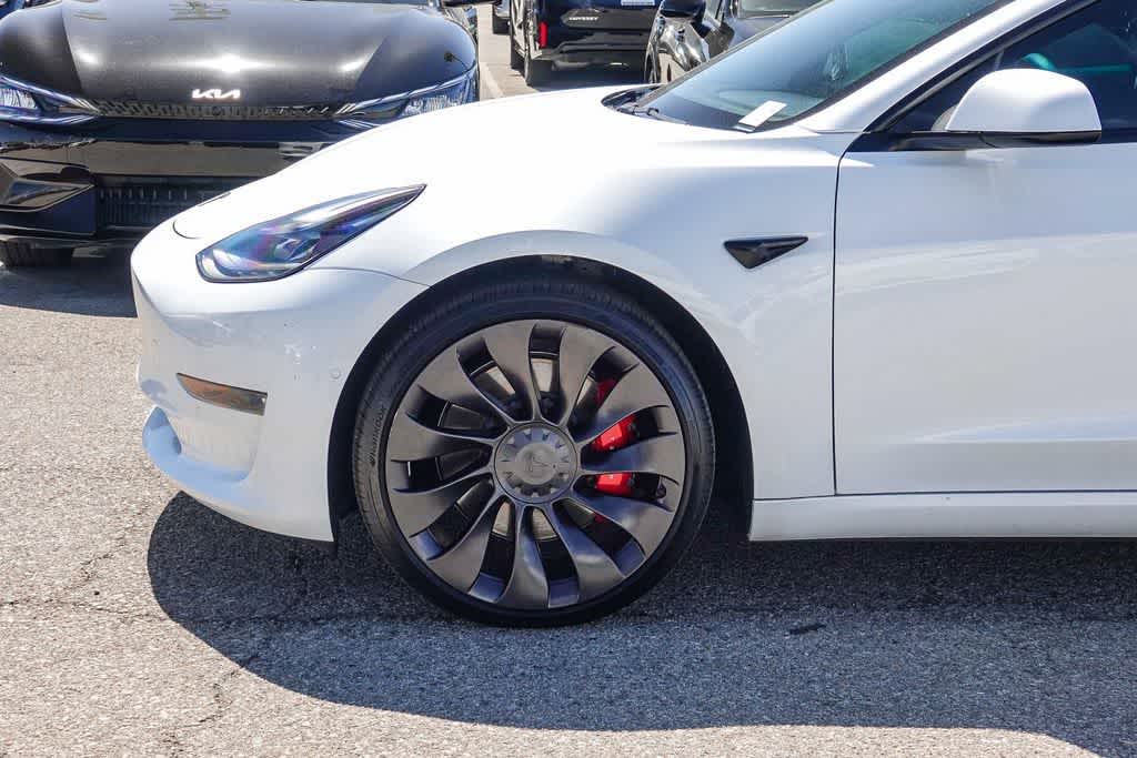 Thumbnail: 2022 Tesla Model 3 - 9