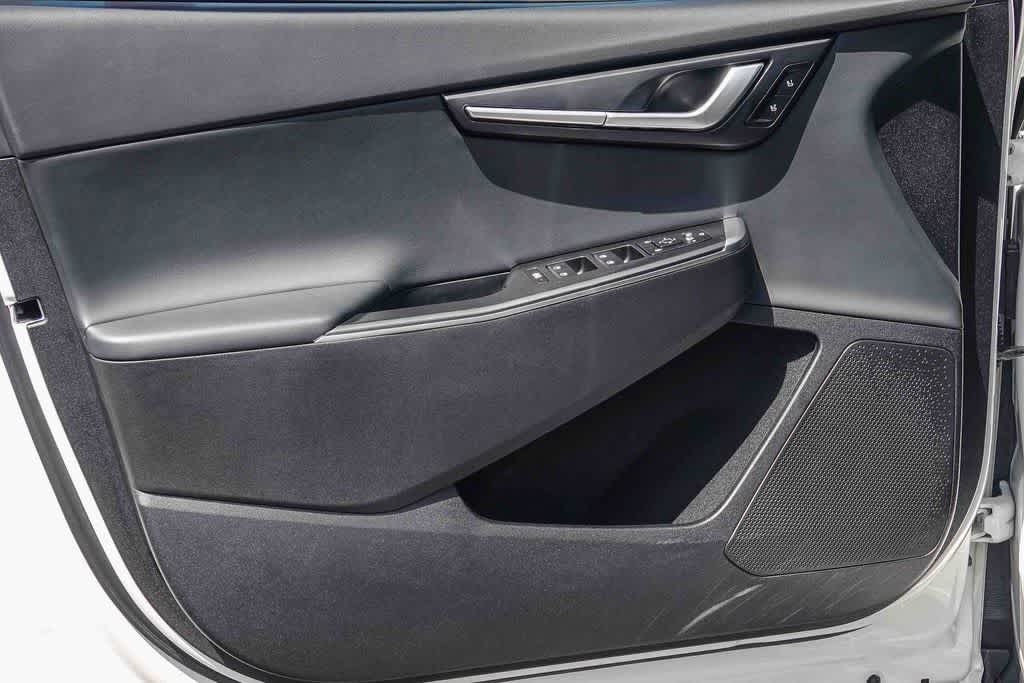 Thumbnail: 2024 Kia EV6 - 19