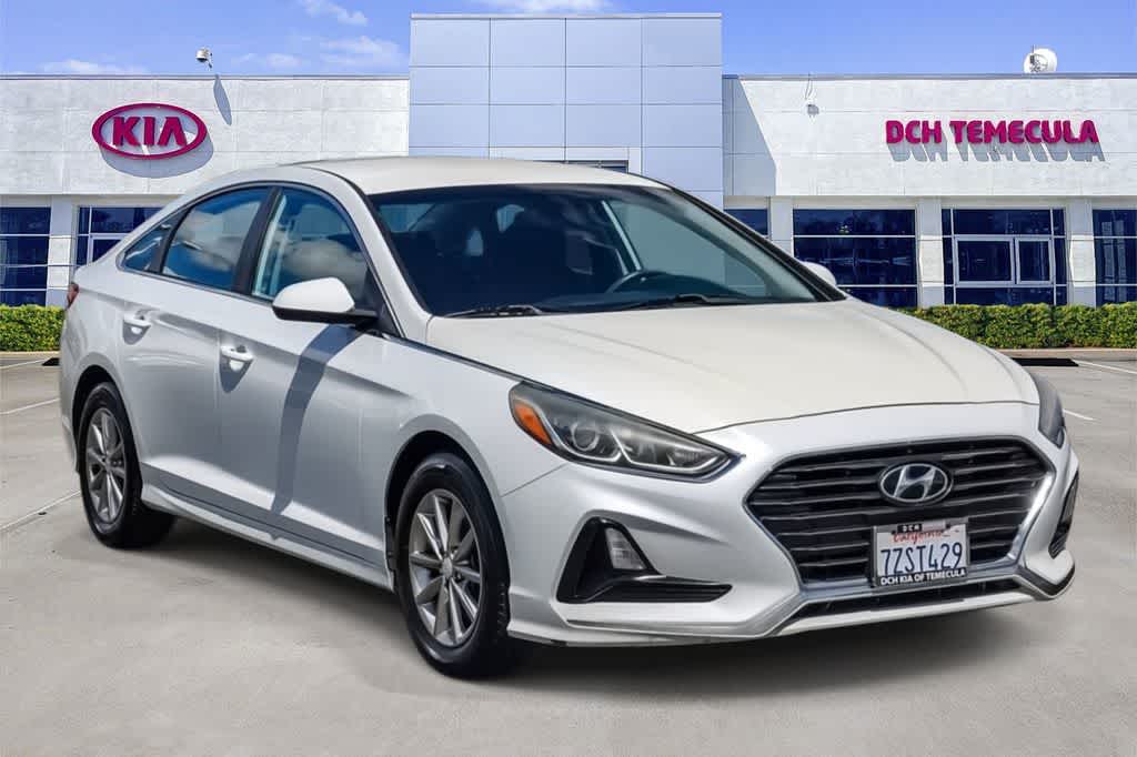 2018 Hyundai Sonata SE w/SULEV photo 2
