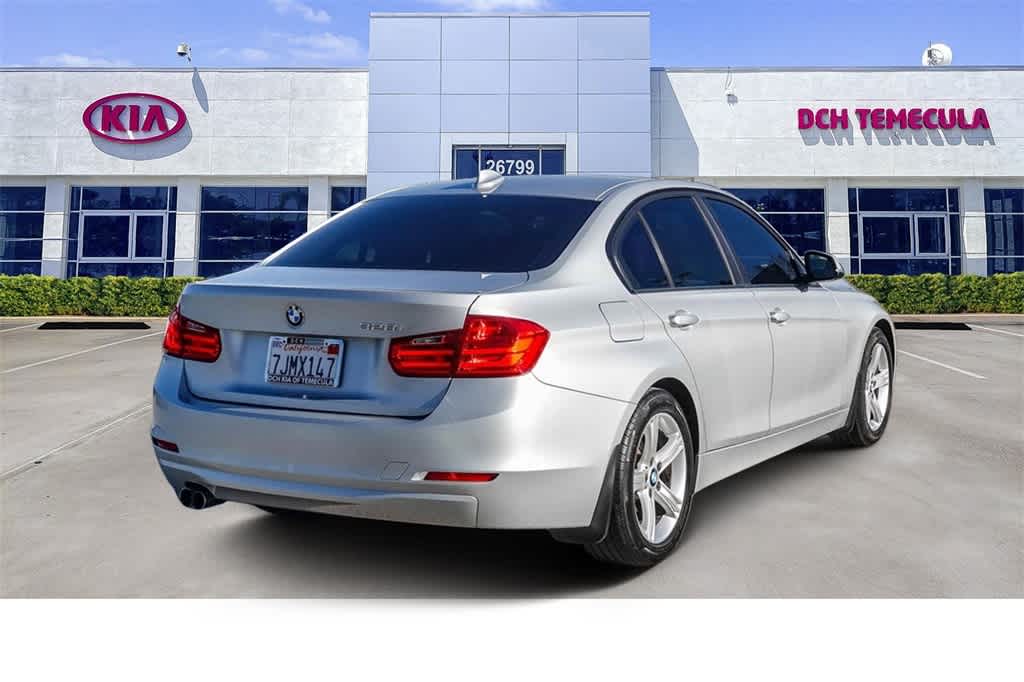 Thumbnail: 2013 BMW 3 Series - 4