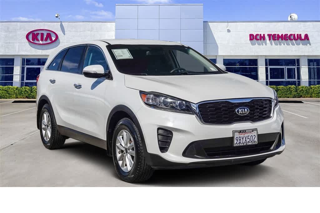 Thumbnail: 2019 Kia Sorento - 3
