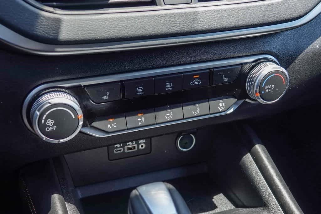 Thumbnail: 2021 Nissan Altima - 21