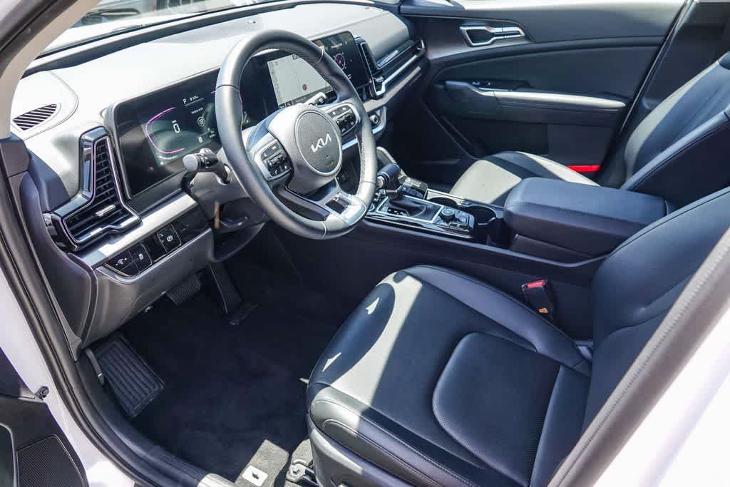 Thumbnail: 2025 Kia Sportage - 16