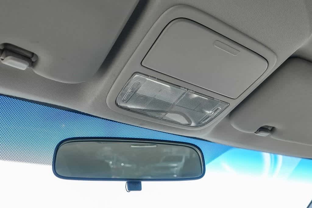 Thumbnail: 2011 Honda CR-V - 23
