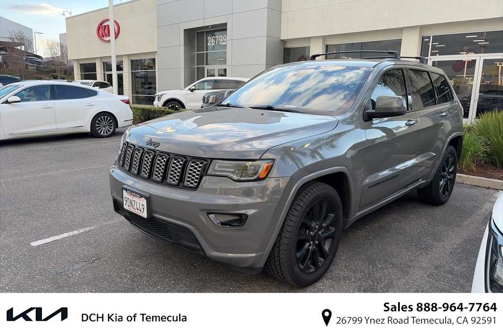2020 Jeep Grand Cherokee Altitude's photo