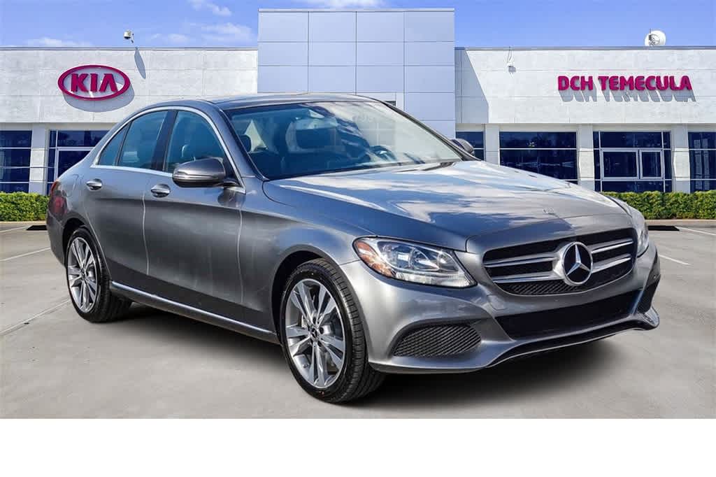 2017 Mercedes Benz C 300 Sedan photo 3