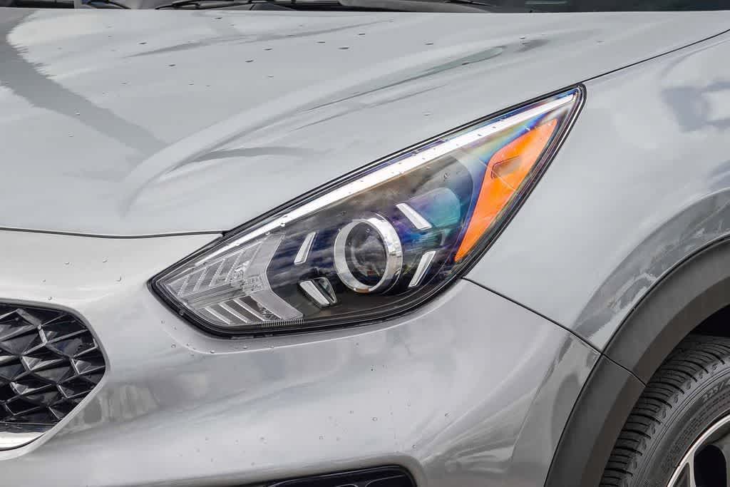 2022 Kia Niro Touring SE photo 3