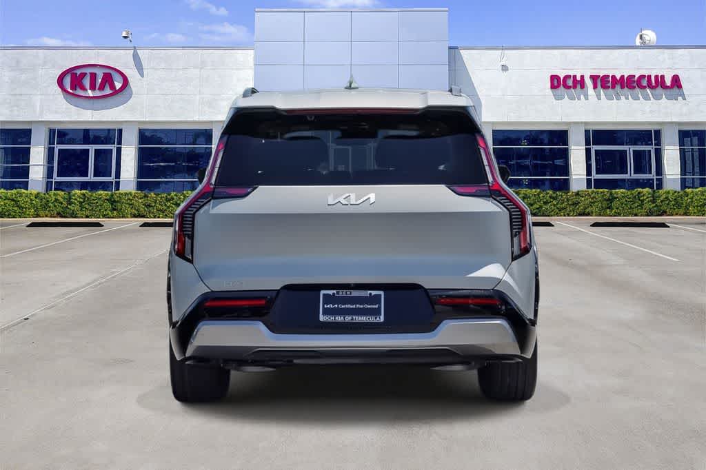 Thumbnail: 2024 Kia EV9 - 4