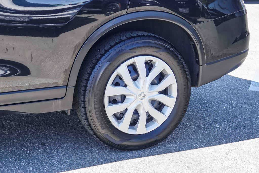 Thumbnail: 2016 Nissan Rogue - 5