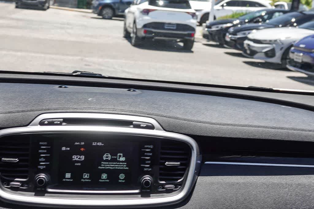 Thumbnail: 2018 Kia Sorento - 10