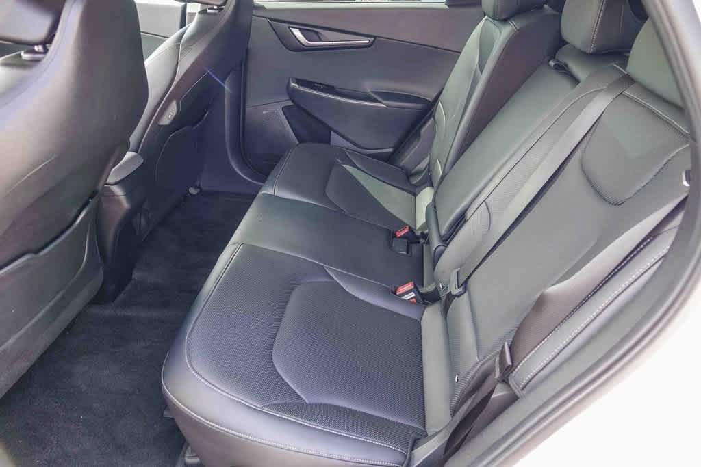 Thumbnail: 2023 Kia EV6 - 17