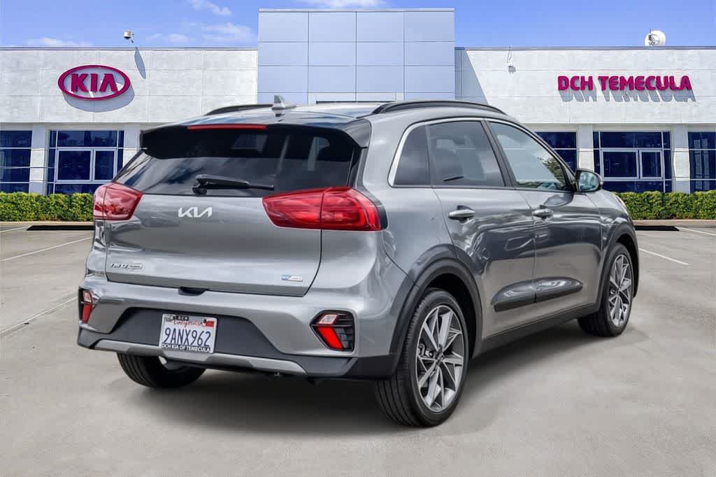 Thumbnail: 2022 Kia Niro - 4