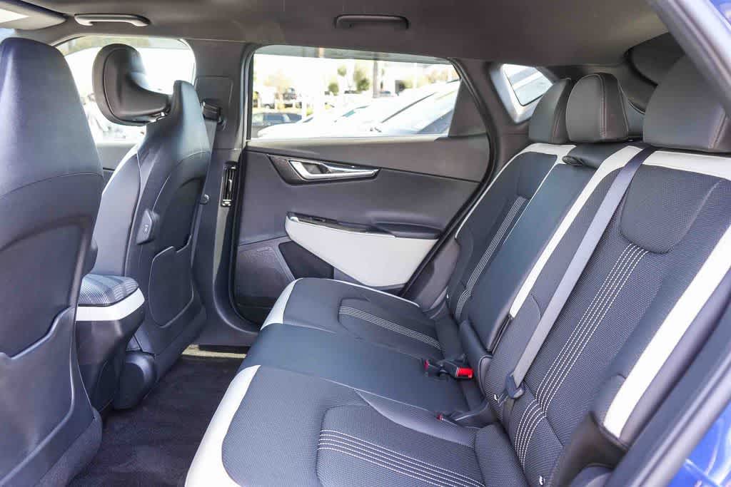 Thumbnail: 2023 Kia EV6 - 18