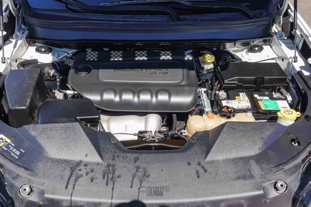 Thumbnail: 2019 Jeep Cherokee - 26