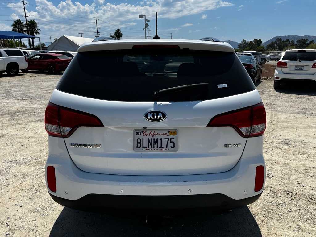Thumbnail: 2015 Kia Sorento - 6