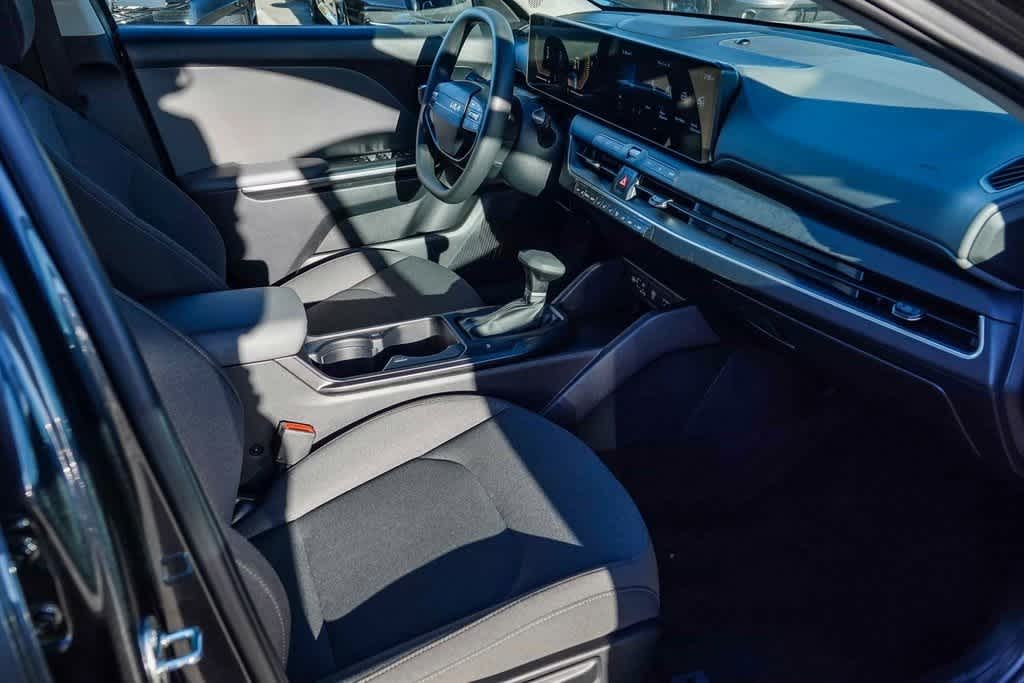 Thumbnail: 2025 Kia K4 - 15