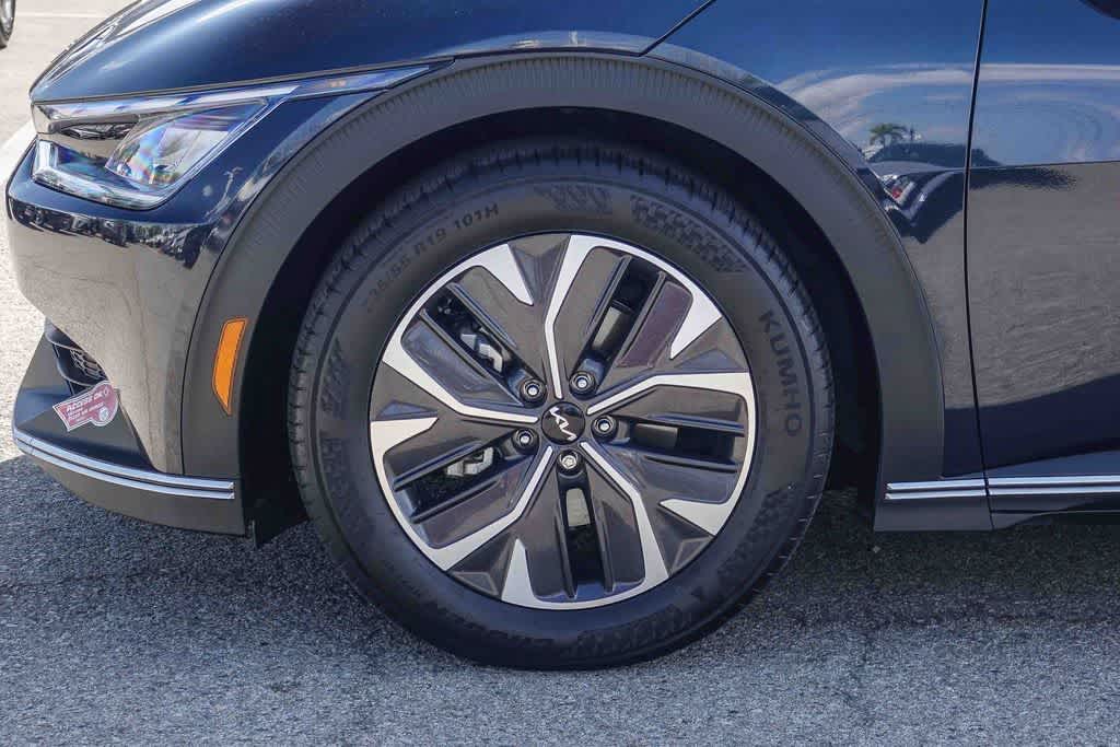 Thumbnail: 2024 Kia EV6 - 10