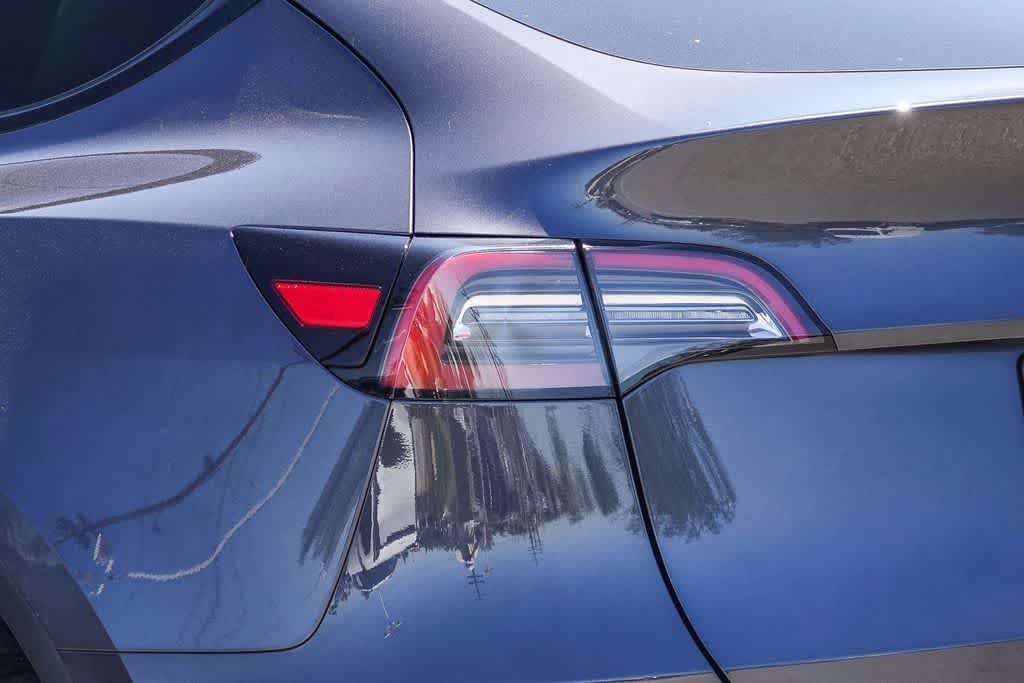 Thumbnail: 2024 Tesla Model Y - 7