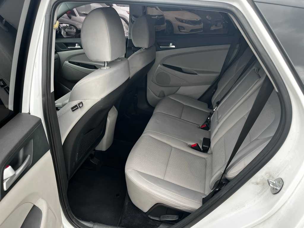 Thumbnail: 2020 Hyundai Tucson - 12