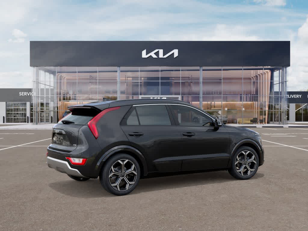 Thumbnail: 2025 Kia Niro - 6