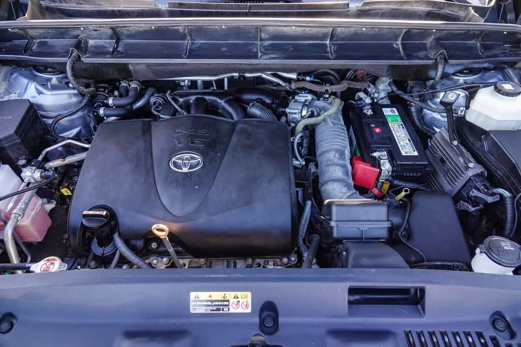 Thumbnail: 2021 Toyota Highlander - 26