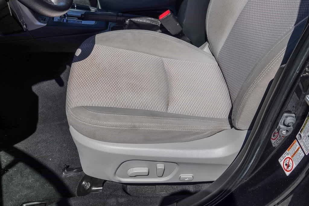 Thumbnail: 2015 Subaru Forester - 23