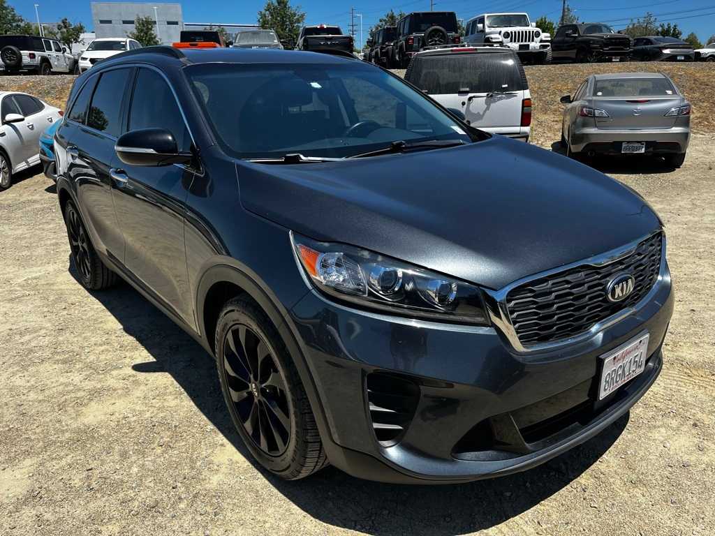 Thumbnail: 2020 Kia Sorento - 3