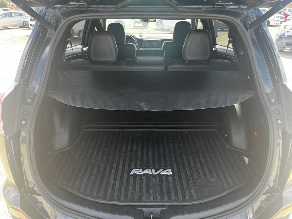 Thumbnail: 2017 Toyota RAV4 - 11