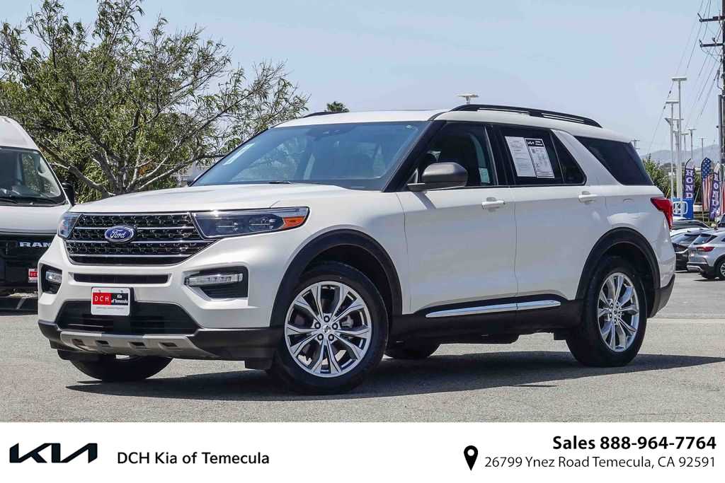 2021 Ford Explorer XLT 4WD's photo