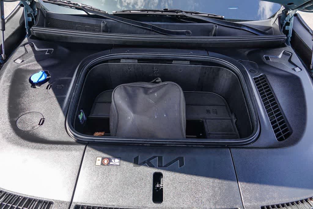 Thumbnail: 2024 Kia EV9 - 26