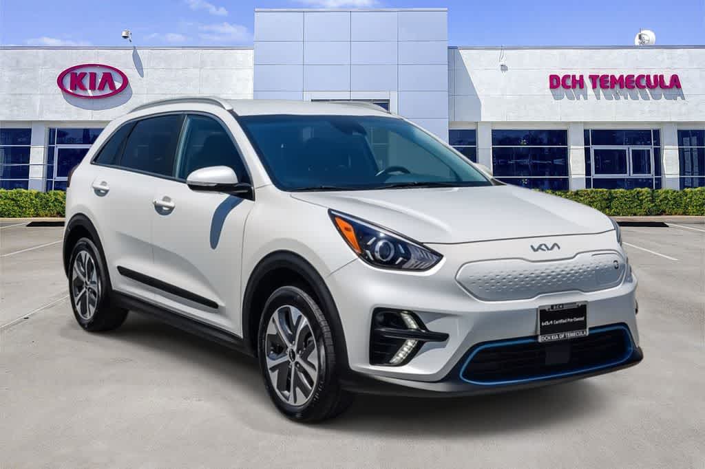 Thumbnail: 2022 Kia Niro - 3