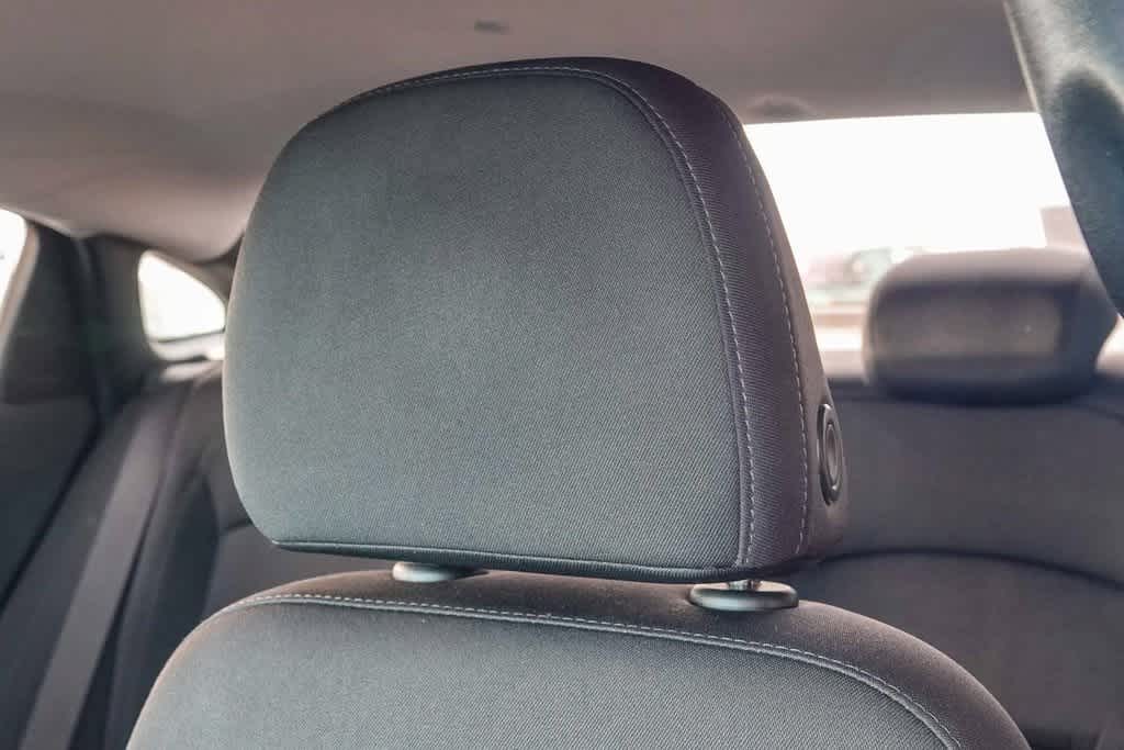 Thumbnail: 2020 Chevrolet Malibu - 20