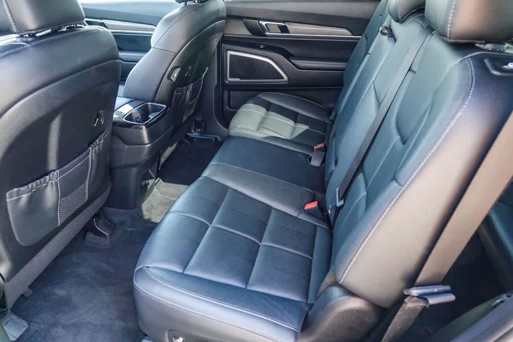 Thumbnail: 2021 Kia Telluride - 17